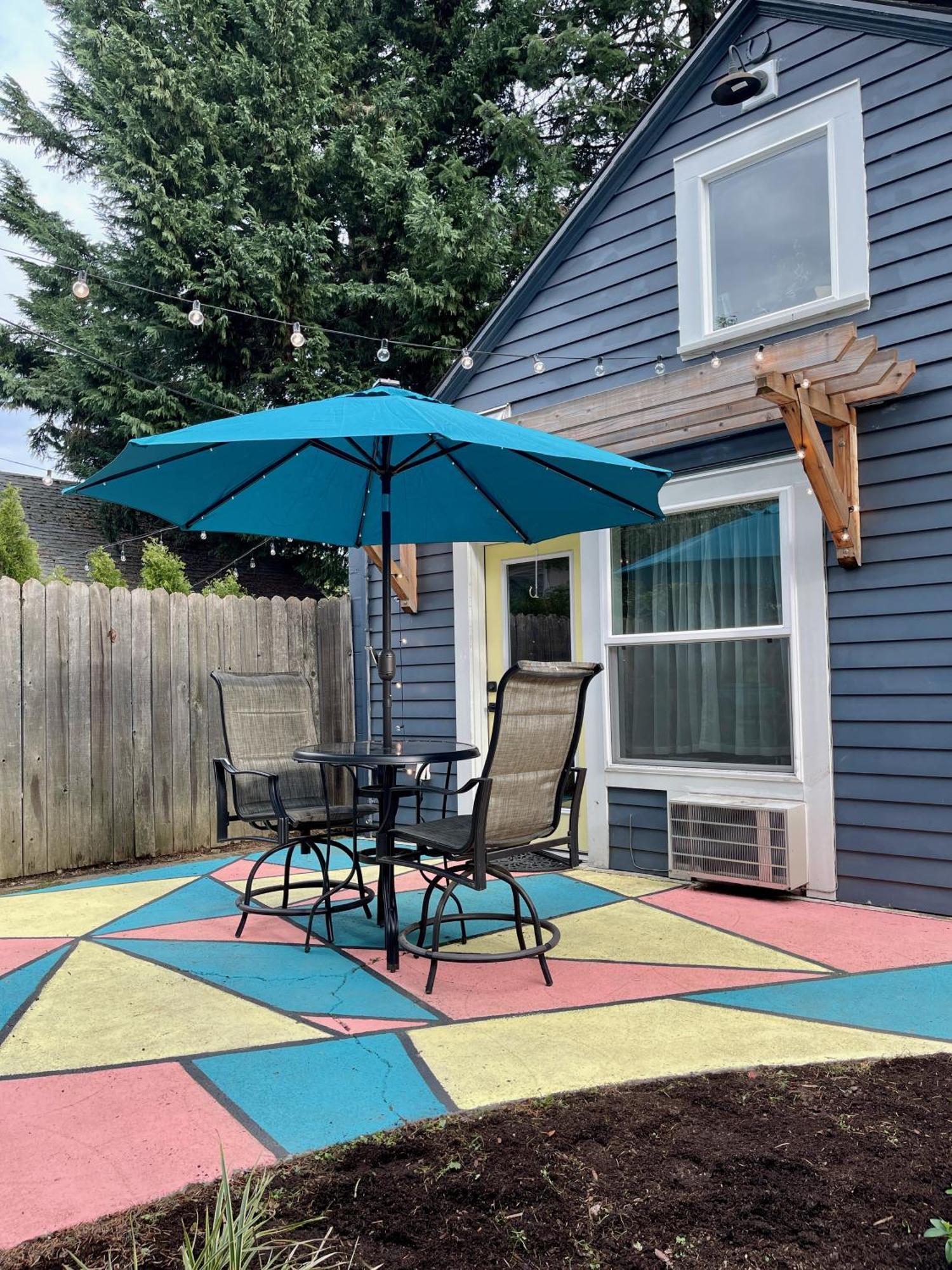 Private Ne Portland Guesthouse Exterior photo